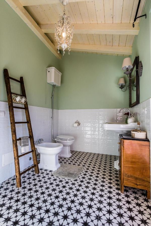 Casa Montalgallo ลูชินญาโน ภายนอก รูปภาพ
